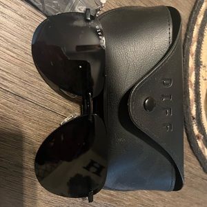 DIFF Tahoe black aviators brand new